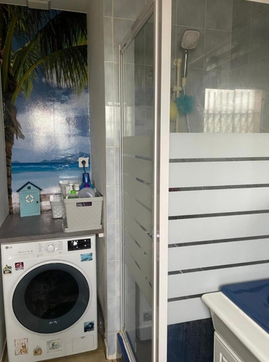 Bathroom 2, Chambre avec vue sur le marais et la piscine, Charente-Maritime