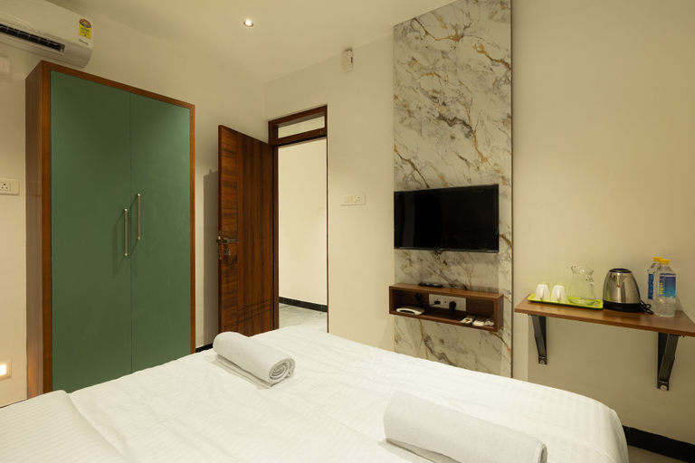 Room 3, Sri Varee Residency, Coimbatore