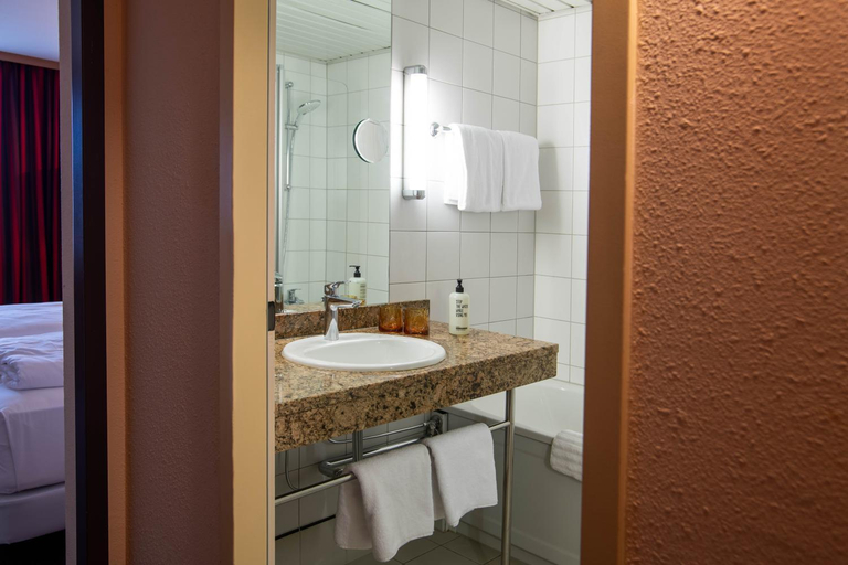 Bathroom 4, Best Western Conference Airporthotel Frankfurt Mörfelden, Groß-Gerau