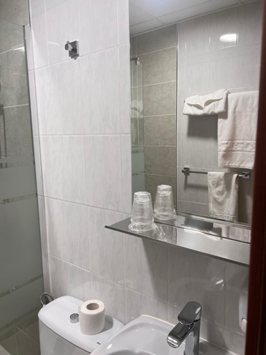Others 2, Hostal Avenida, Zamora