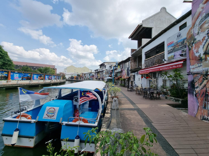 Others 2, V Space CAPSULE CAFE MELAKA, Malacca City