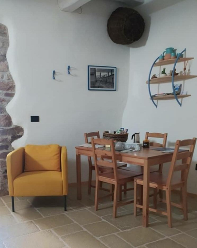 Others 5, Capovalle B&B, Potenza