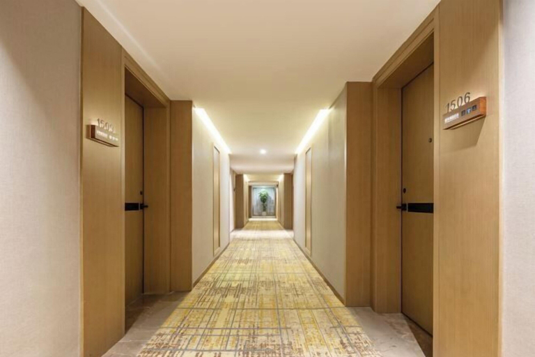 Interior 2, Phoenix Court Hotel (Jingzhou Ancient City Changjiang University), Jingzhou