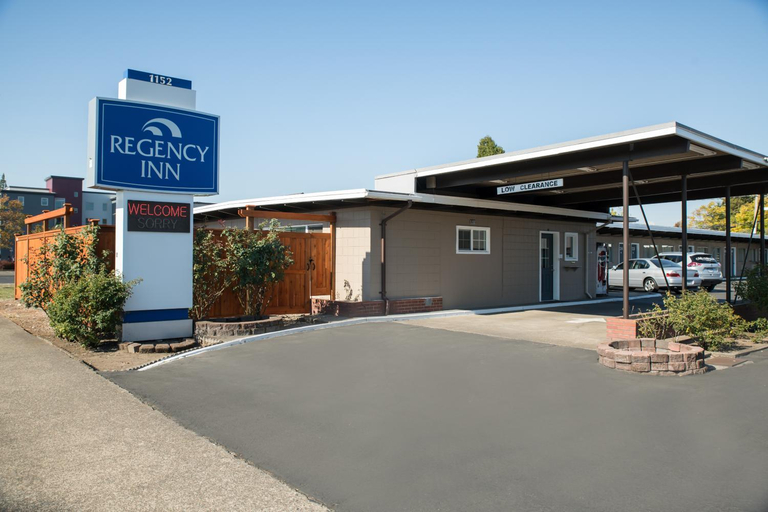 Others, Regency Inn, Lane