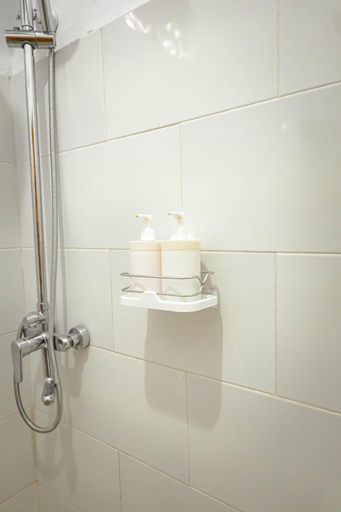 Bathroom 5, Mesari Cottage Guest House, Buleleng