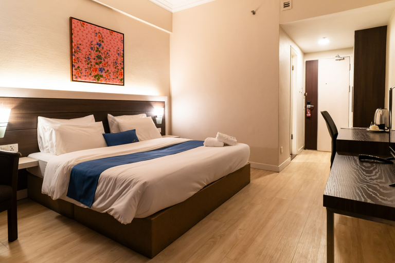 Bedroom 3, Somerset Hotel, Miri