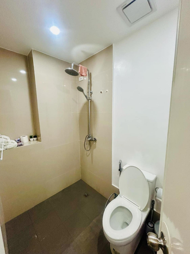 Others 5, Maganda dito, Iloilo City