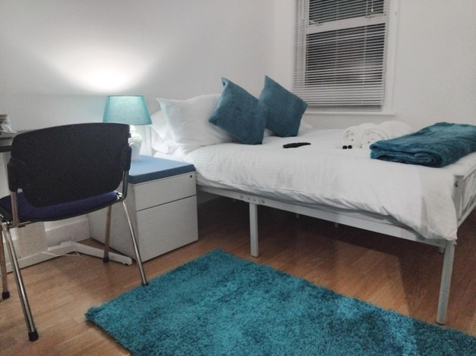 Bedroom 3, Casa Brillo, London