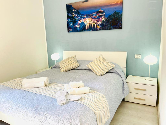 Others 4, Appunti Di Viaggio Guesthouse, La Spezia