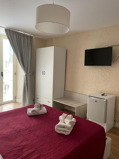 Others 3, Residenza Donna Peppina, Vibo Valentia