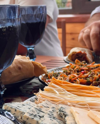 Food & Drinks 5, Chalet Lermo