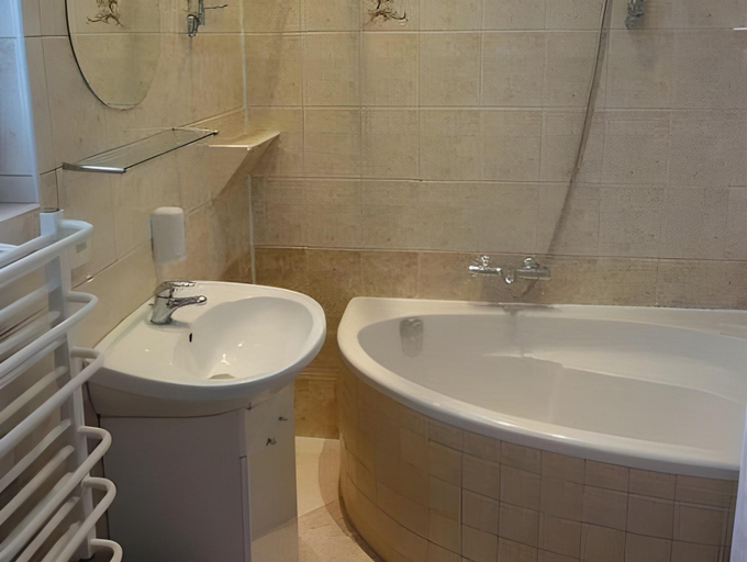 Bathroom 3, Sopot Roza Apartments, Sopot