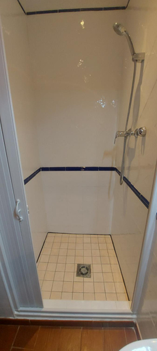 Bathroom 2, Country Sun Apartments, Málaga