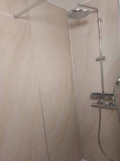 Bathroom 2, Chambres d'hotes Au bout du Monde, Manche
