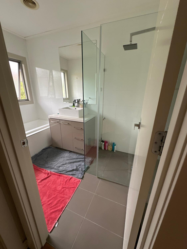 Bathroom 4, Room in Kew East, Melbourne