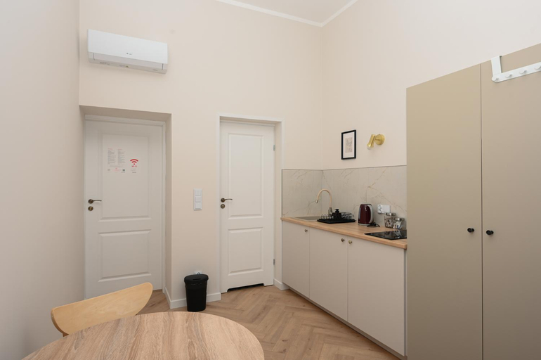 Others 5, RentPlanet - Studio plac Matejki, Kraków City