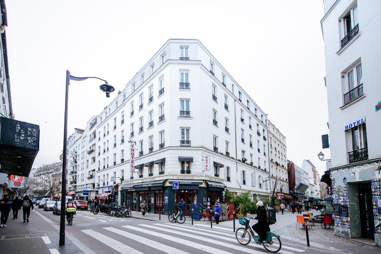 Others 5, Hotel De La Poste, Paris