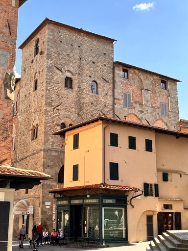 Others 4, Al Palazzo del Capitano - Dimora storica, Pistoia