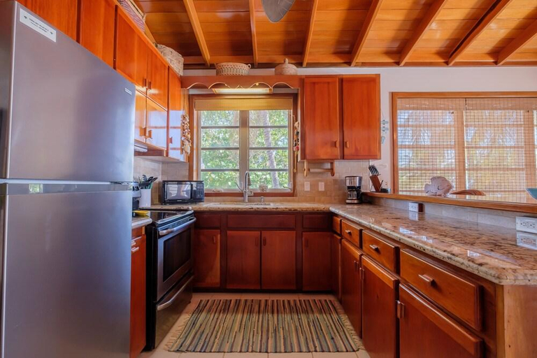Others 5, Coral Bay Villas - Lionfish Suite