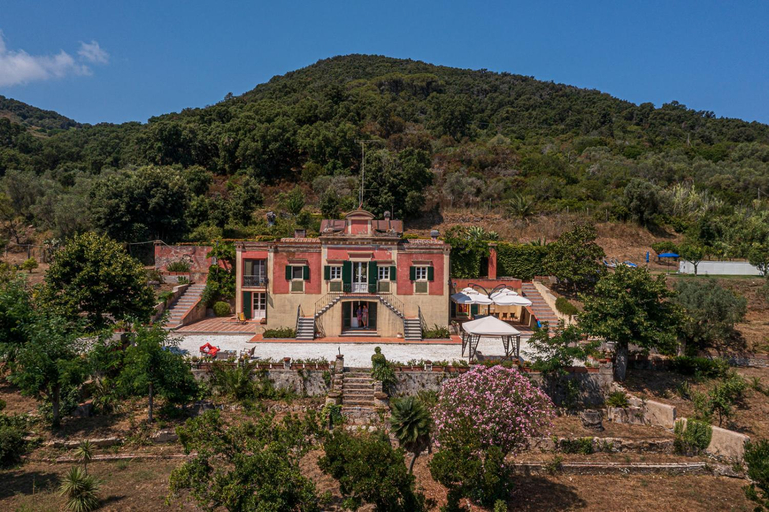 Others 3, Villa Ferraio - Bed & Breakfast in dimora napoleonica all'Isola d'Elba, Livorno
