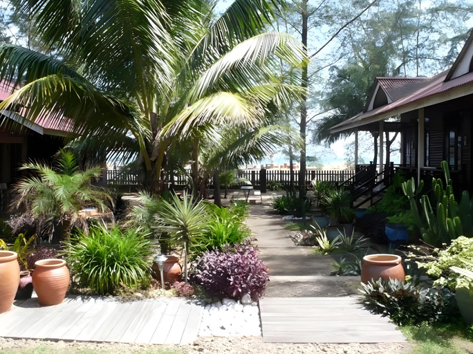 Others 5, Anjung Pantai Seberang, Kuala Terengganu