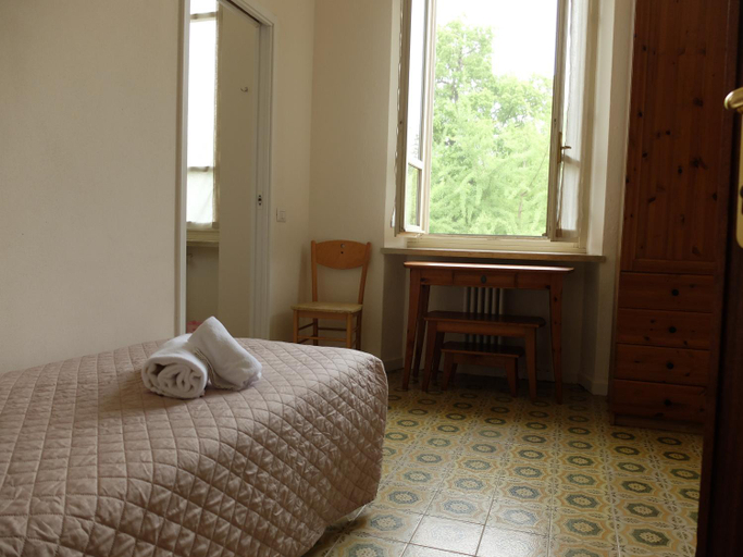 Others 3, Casa Buri, Verona