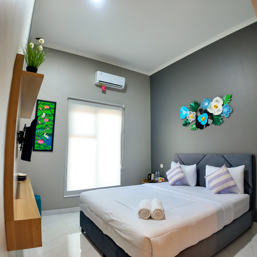The Tugu Residence Room Type - Seminyak Superior Queen