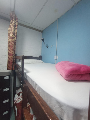 Bedroom 2, DZ Backpackers, Semporna