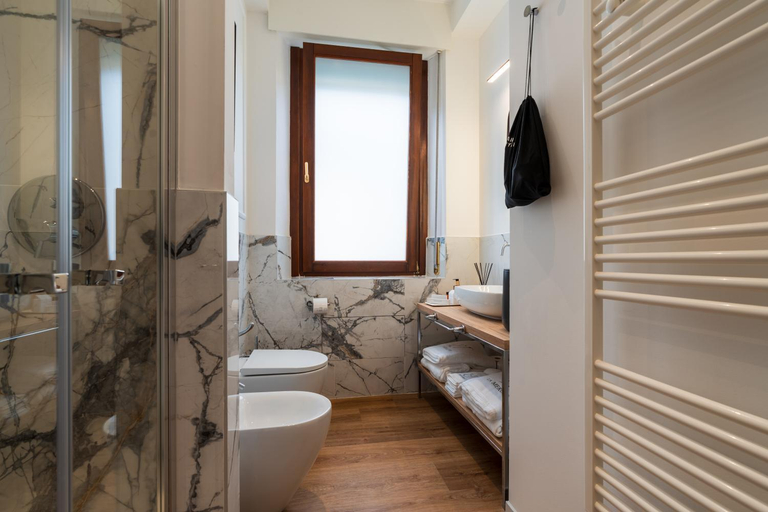 Bathroom 5, La Merope Guest House de Charme, Verona