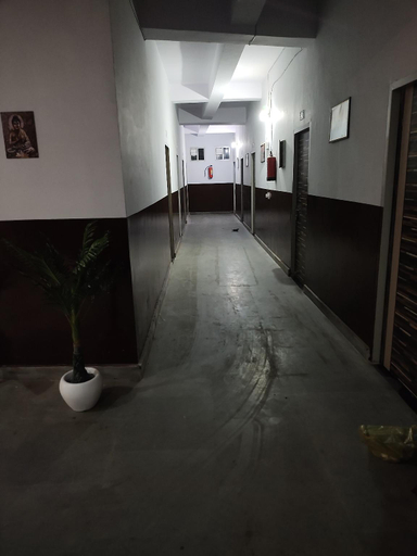 Public Area, Vrindavan Hotel, Mathura