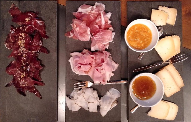 Food & Drinks 3, Nuit a Pleiney, Aosta