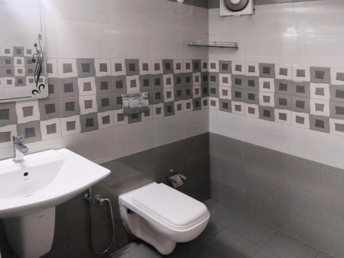 Bathroom 5, Marari Praise Beachfront Homestay, Alappuzha