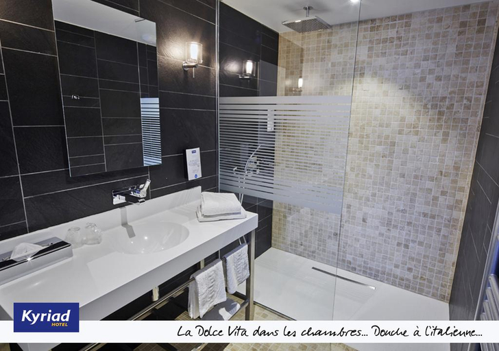 Bathroom 5, Kyriad Périgueux Boulazac, Dordogne