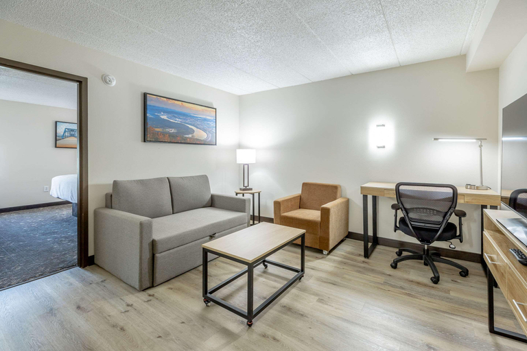 Bedroom 3, Comfort Inn & Suites Chattanooga-East Ridge, Hamilton
