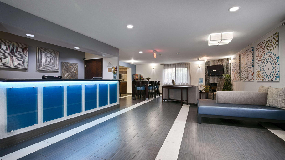 Public Area 3, Best Western Executive Inn, Calhoun