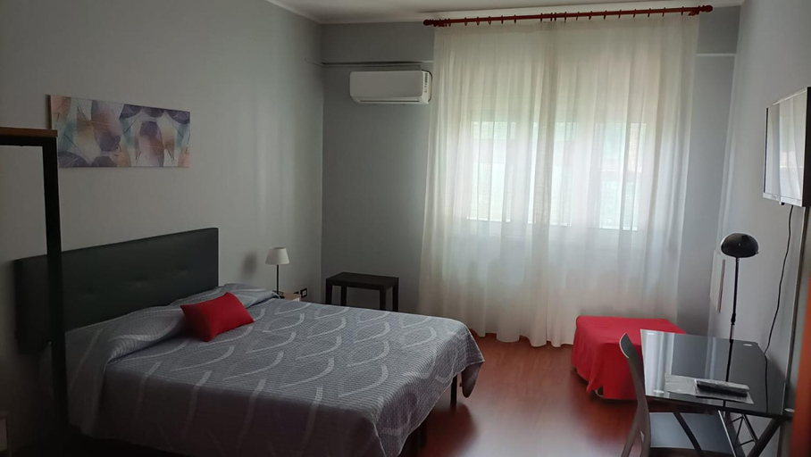 Others 3, B&B Caruso Marcella, Palermo
