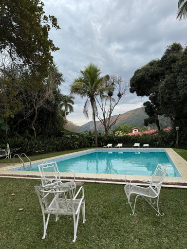 Others 4, Villa do Lago Nogueira, Petrópolis