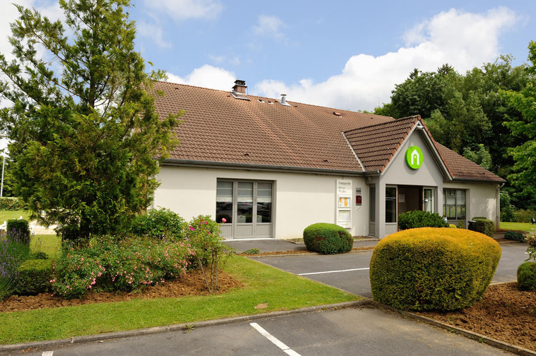 Exterior & Views 2, KYRIAD Sedan, Ardennes