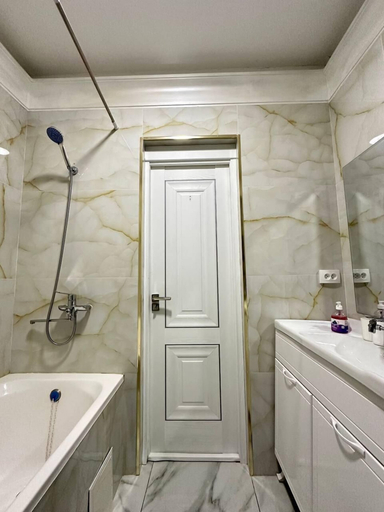 Bathroom 4, Apartments Tashkent cuty Gardens A1, Tashkent City