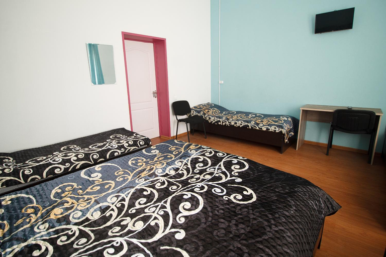 Others 2, Hostel Katarina, Tula
