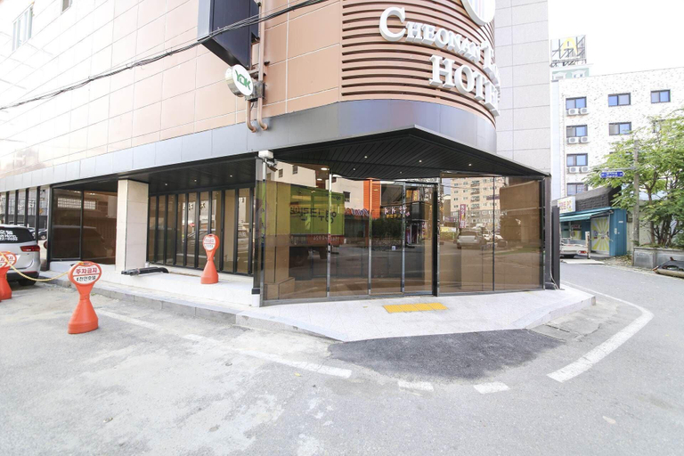 Exterior & Views 3, Cheonan Ct Hotel, Cheonan