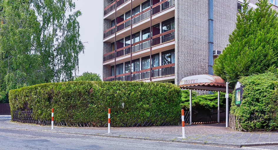 Others 5, Mainbogen Hotel, Offenbach am Main