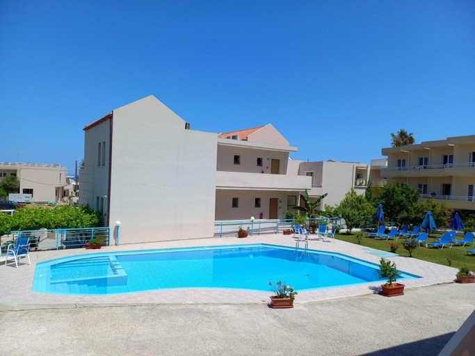 2, Litinas Apartments with pool, Crete