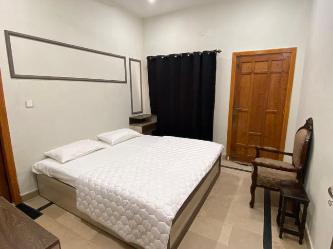 Others 5, 11 residency, Islamabad