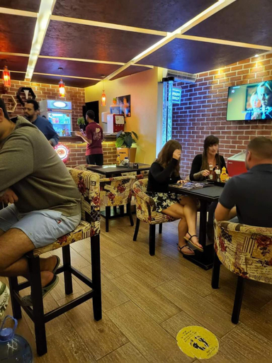 Food & Drinks, Family Suites, Al-Ghurdaqah