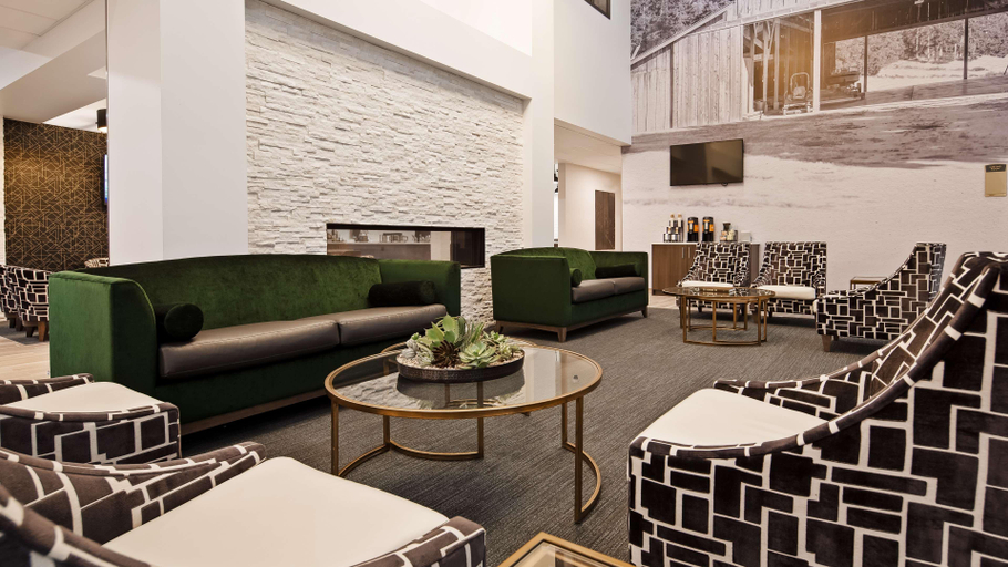 Public Area 3, Best Western Plus Morden, Division No. 3