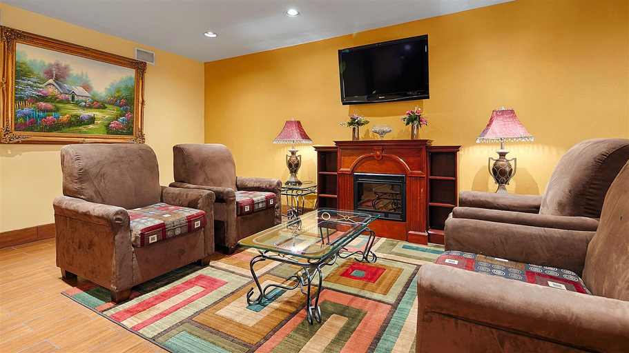 Public Area, Best Western Canton Inn, Madison