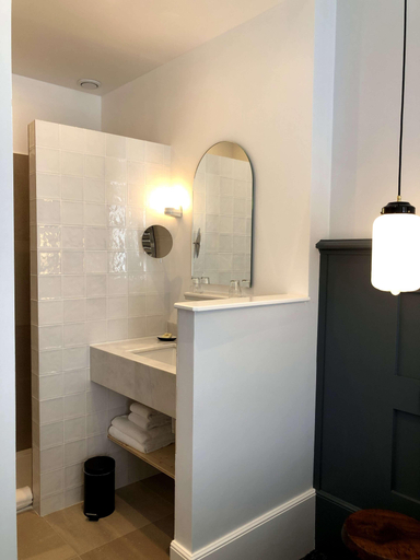 Bathroom 4, Hotel De Verdun 1882, BW Signature Collection, Rhône