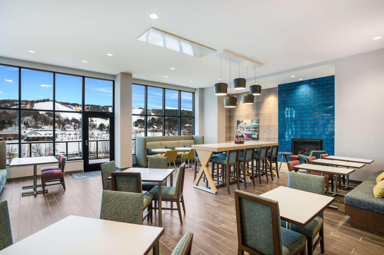Others 5, Hampton Inn & Suites Houghton, Lake Superior