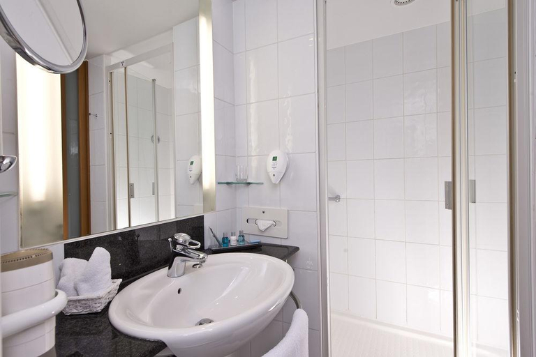 Bathroom 4, Radisson Blu Hotel Fuerst Leopold, Dessau-Roßlau